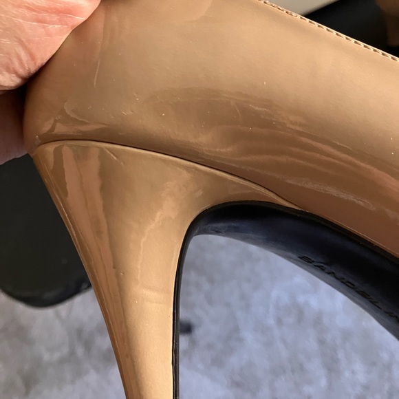 Bandolino Tan Peep Toe Pump 3” Size 8.5 - Picture 9 of 10